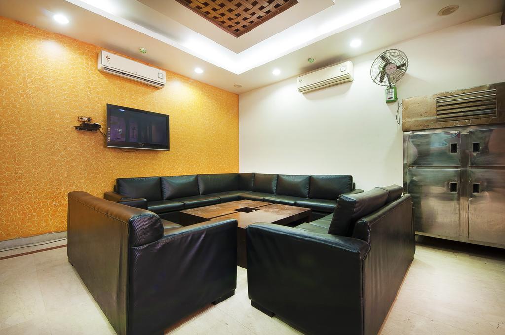 Hotel Durga International New Delhi Bagian luar foto