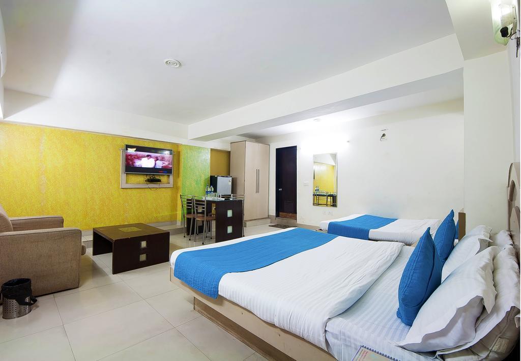 Hotel Durga International New Delhi Bagian luar foto