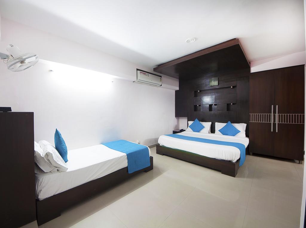 Hotel Durga International New Delhi Bagian luar foto