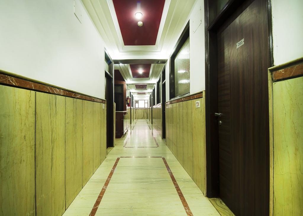 Hotel Durga International New Delhi Bagian luar foto