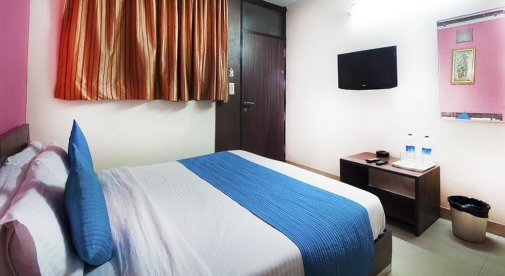 Hotel Durga International New Delhi Bagian luar foto